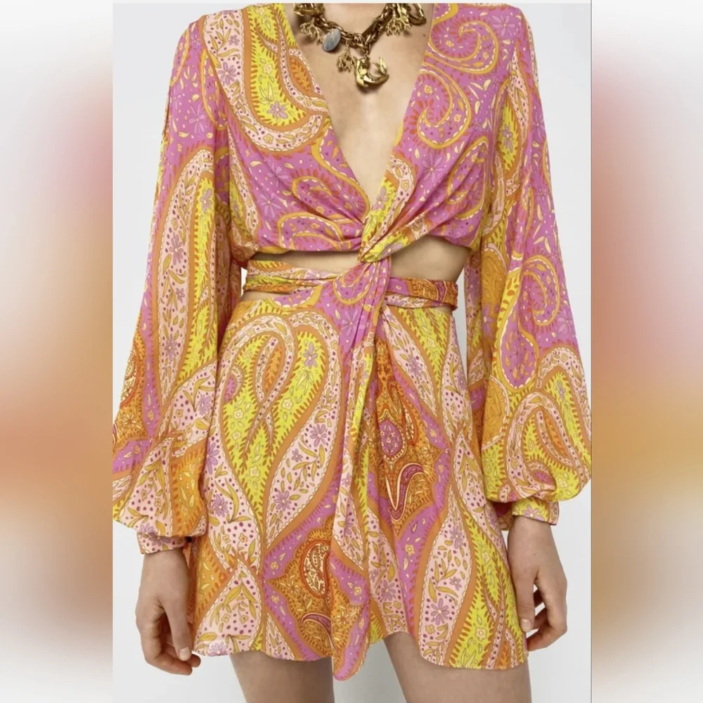 Cut Out Printed Dress Size S - Picture 8 of 8